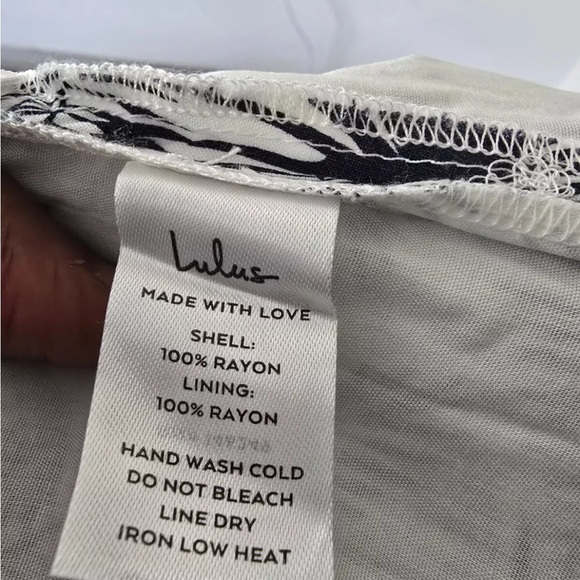 Lulus Floral Skirt Women Sz S Maxi Blue White Double Slits Hawaiian  Coastal New - Picture 13 of 13